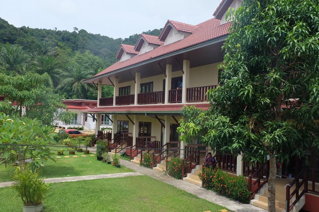 Phumin Ko Lanta